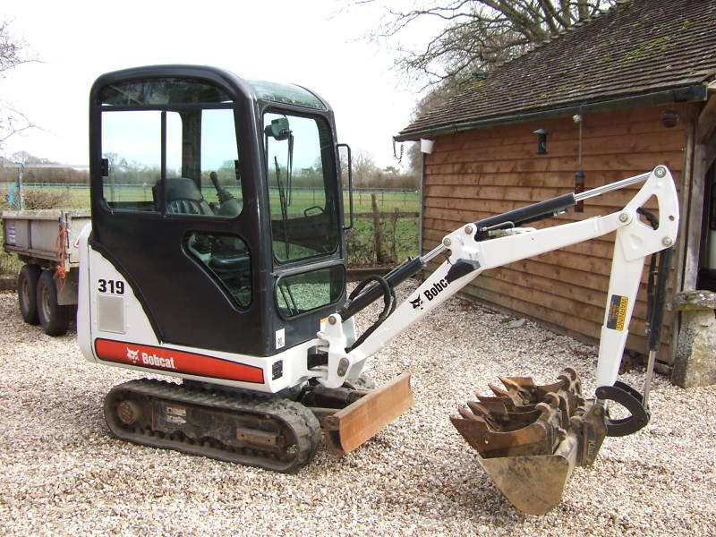 BOBCAT 319